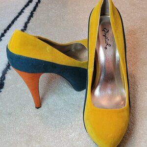 Qupid Colorblock Suede Platform Pumps | Mustard Teal Rust | Size 7